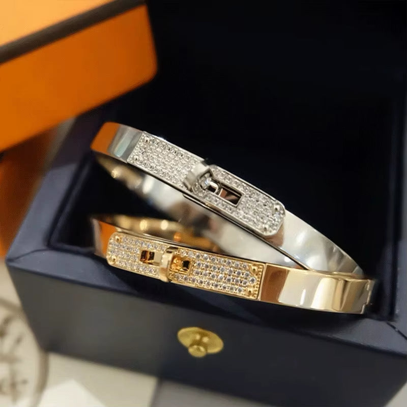 Factory Direct Fine Jewelry 925 Silver Bracelet for Men and Women Version Kelly Pig Nose Locking Hand Opening Fine Bangles Gifts