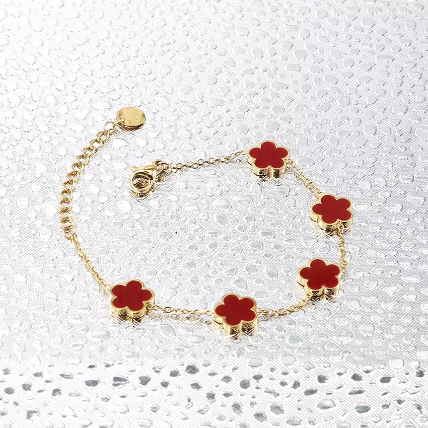 Tarnish Free Waterproof 18K Gold Plated Stainless Steel Five-Leaf Clover Shell Adjustable Women Fashion Jewelry Bracelets