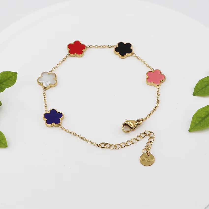 Tarnish Free Waterproof 18K Gold Plated Stainless Steel Five-Leaf Clover Shell Adjustable Women Fashion Jewelry Bracelets